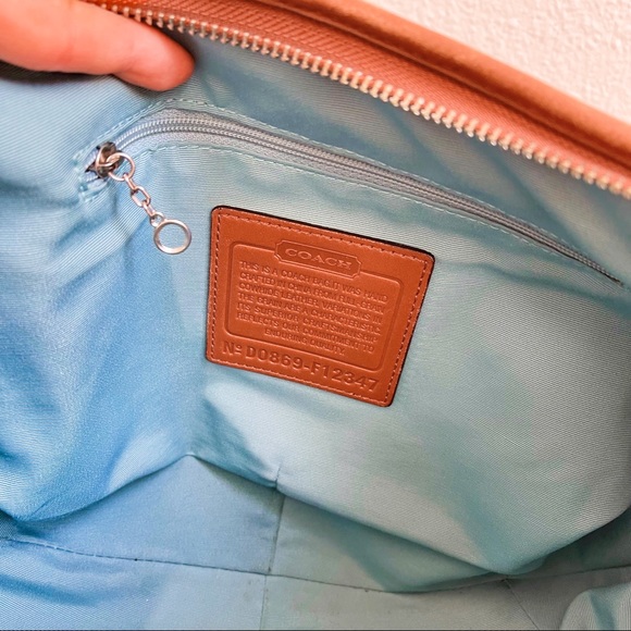 Vintage Coach Shoulder Bag - Picture 4 of 5